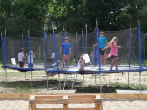 HotSpot Wrocław plaża miejska trampoliny