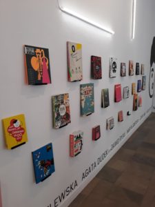 wystawa-ilustracji-dzieciecej-peekaboo