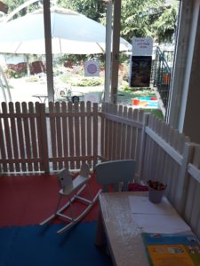 kawiarnia-krzyki-smiechy-cafe