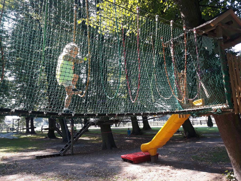 park-linowy-partynice