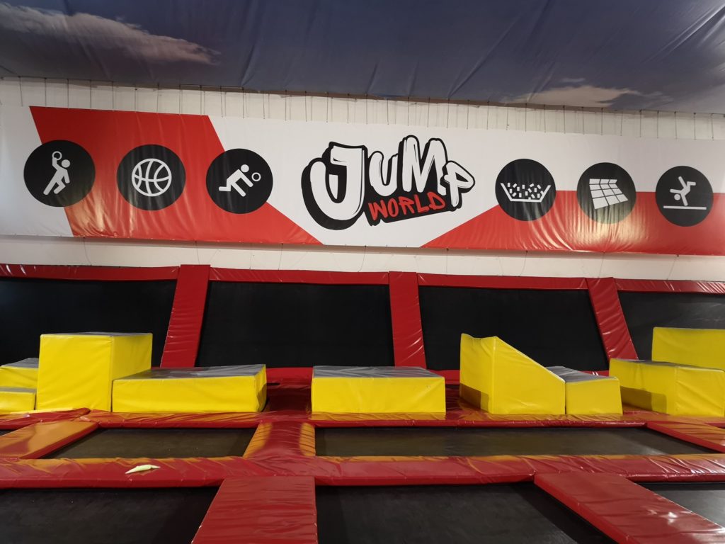 jumpworld-trampoliny