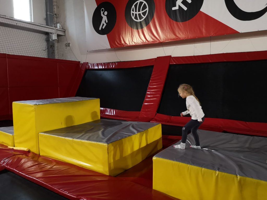 jumpworld-park-trampolin