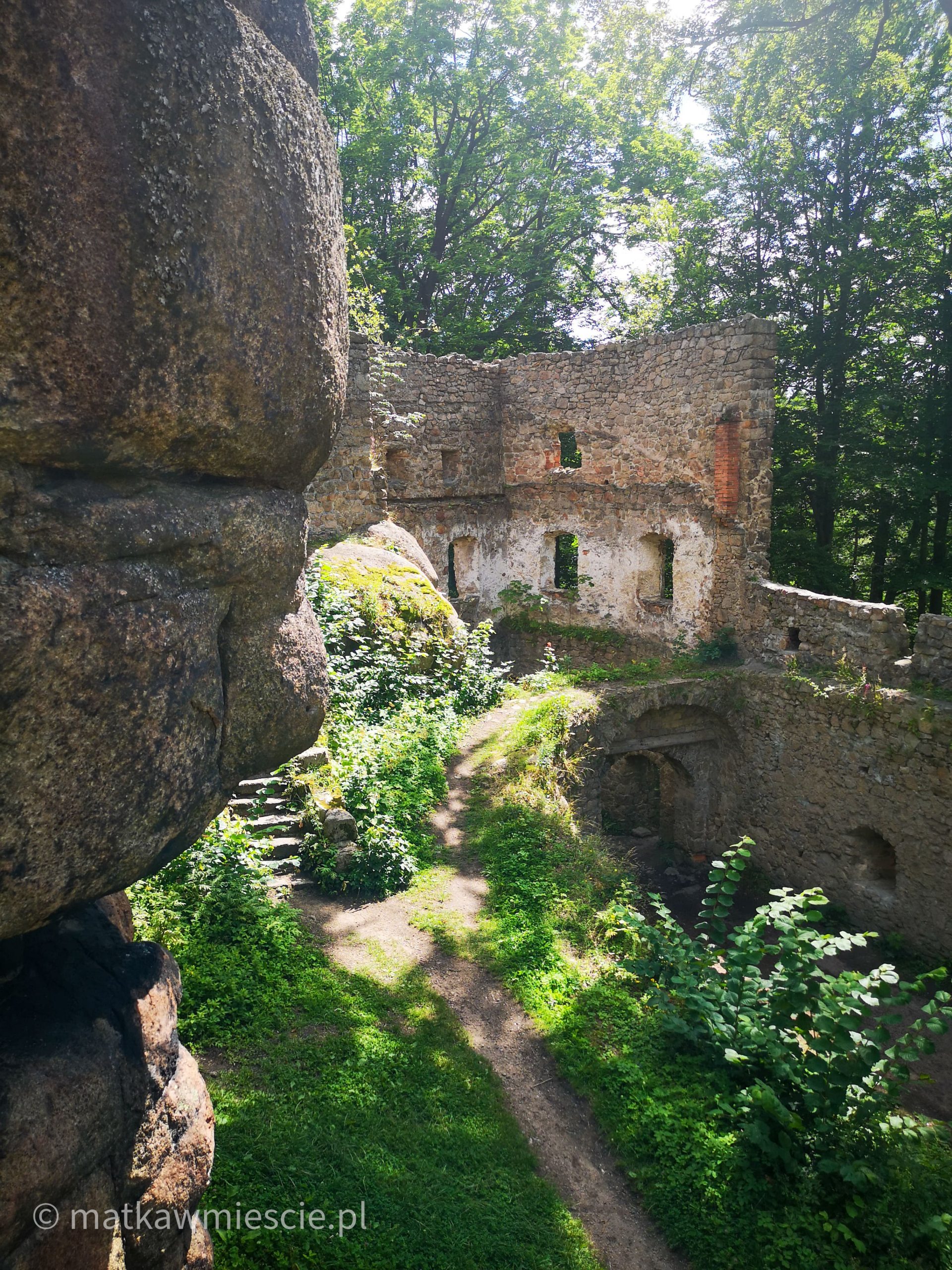 ruiny-zamek-bolczow
