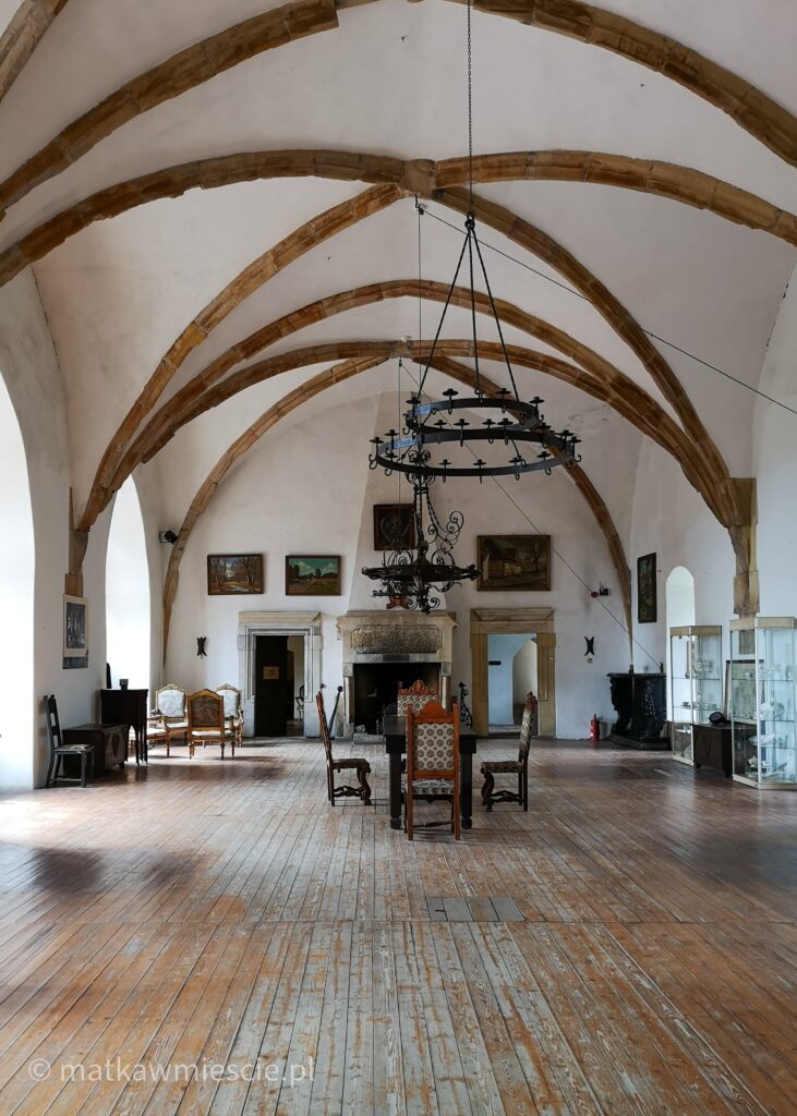 zamek-grodziec-sala-książęca